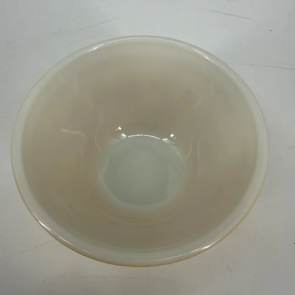 Vintage 70s Pyrex Butterfly Gold 401‎ Mixing Bowl 1.5 Pt Mustard Yellow Floral